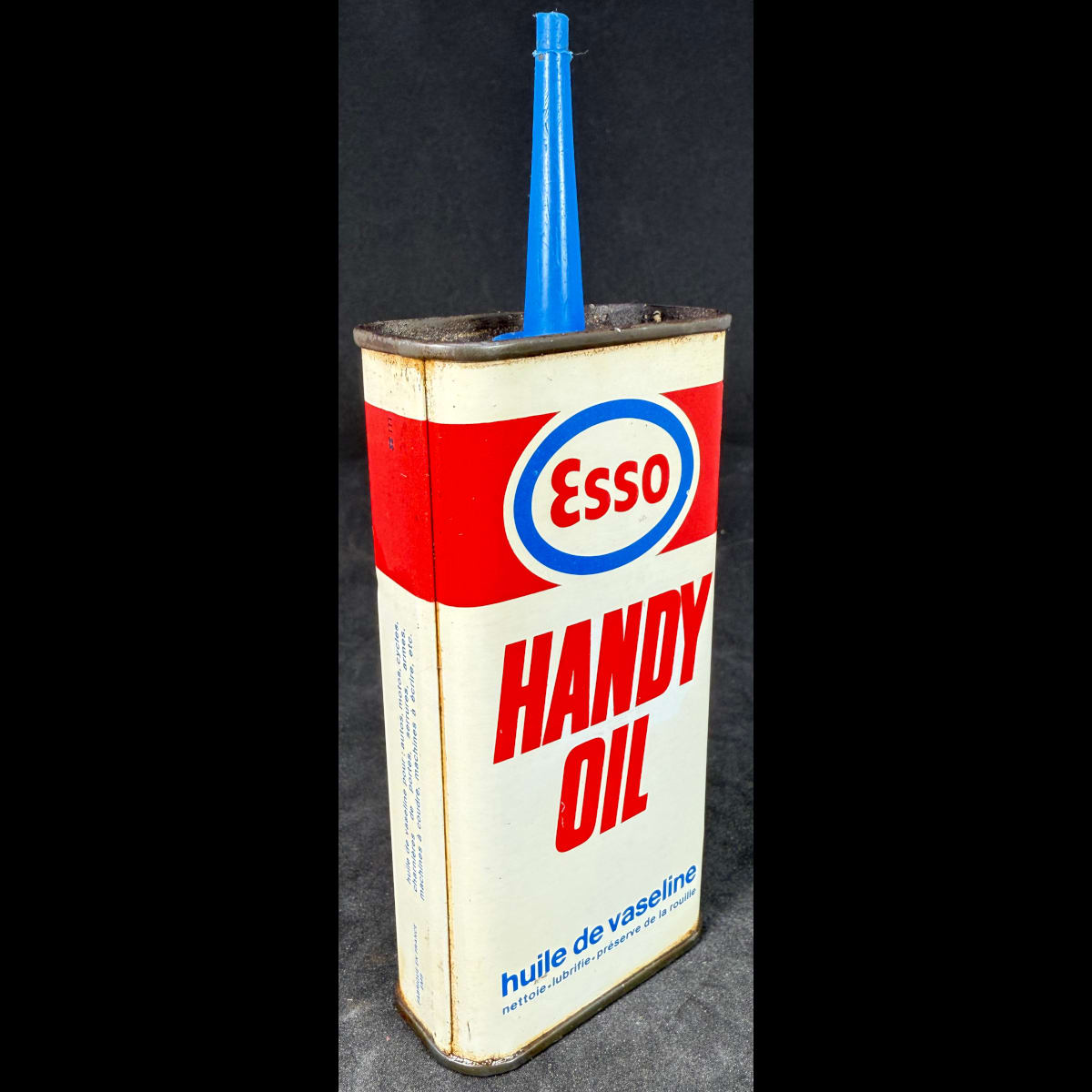 Household Oil Tin Oiler. Esso Handy Oil. huile de vaseline. 0.125 litre. French. Exxon.