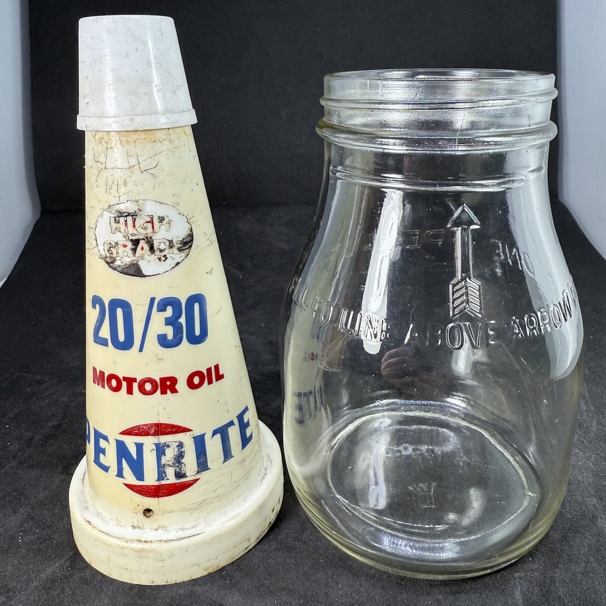 Plastic oil top pourer on Pint bottle. Penrite High Grade Motor Oil. 20/30.