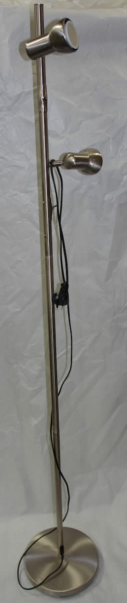 Tall light stand with spot lights. Not for standard post. Winning Bidder will have to make arrangements for pickup or courier delivery.