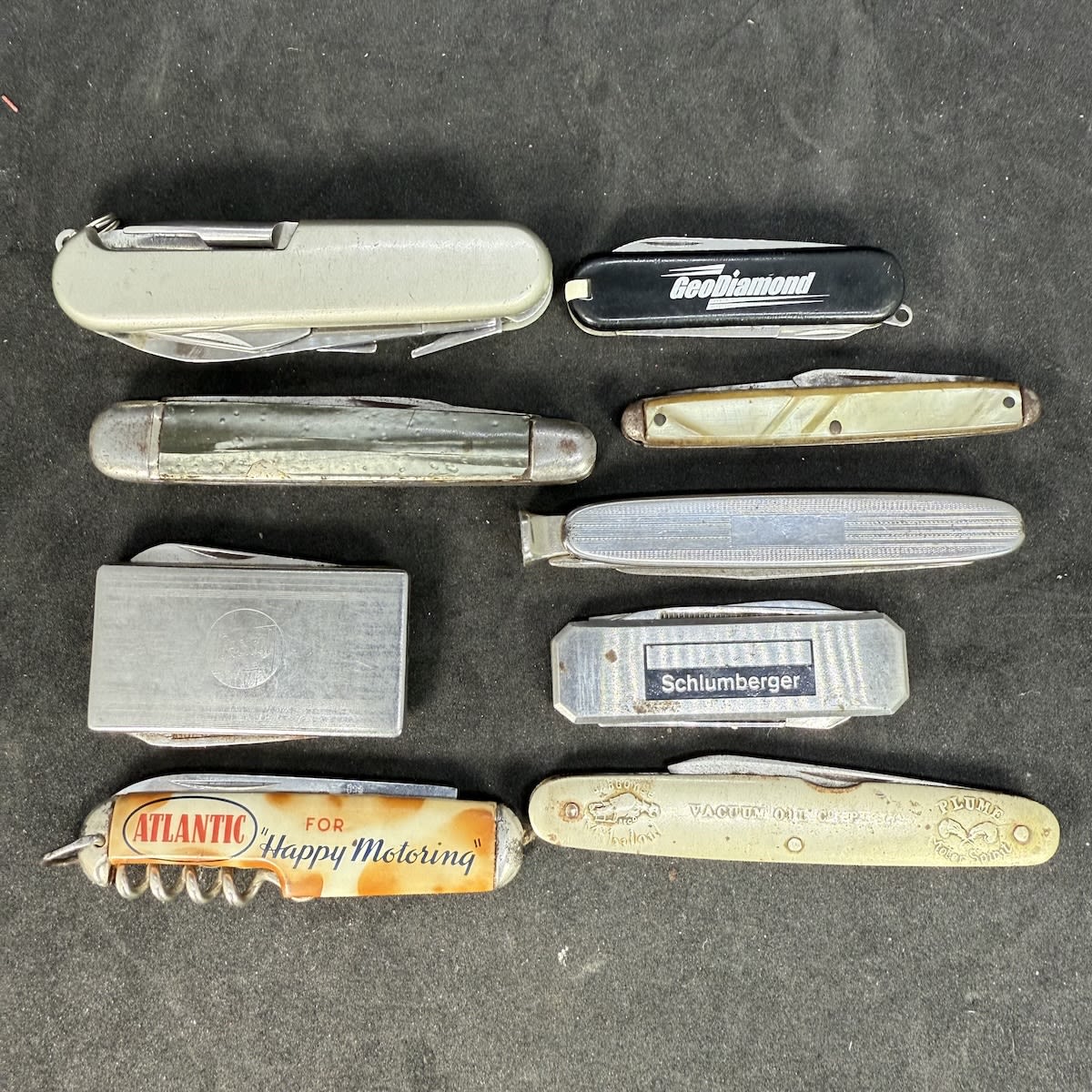 9 Penknives/Pocket Knives: 3 x Petrol: Castol on a belt clip; Vacuum Oil Company, Gargoyle Mobiloil, Plume Motor Spirit; Atlantic. Plus various others.