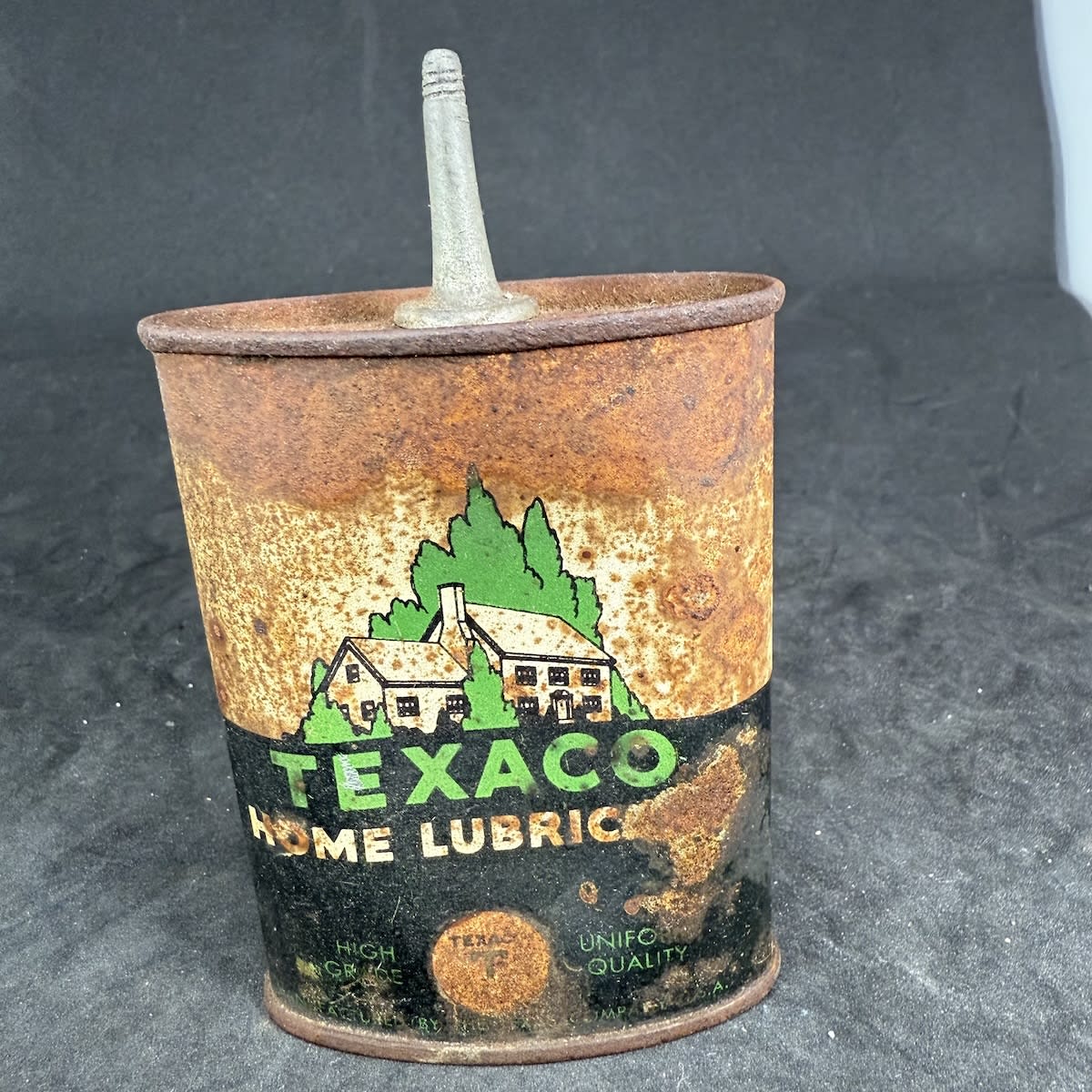 Household Oiler. Oil Tin. Texaco Home Lubricant. House pictorial. 4 oz.