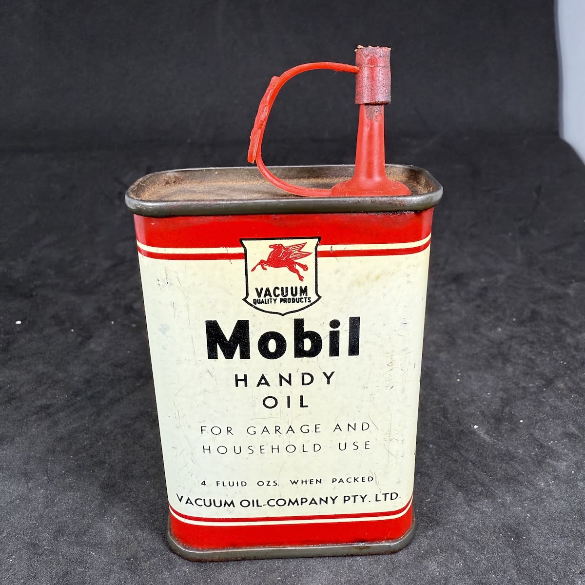 Household Oiler. Oil Tin. Mobil Handy Oil. Vacuum Oil Company Pty Ltd. Pegasus facing left. 4 oz.
