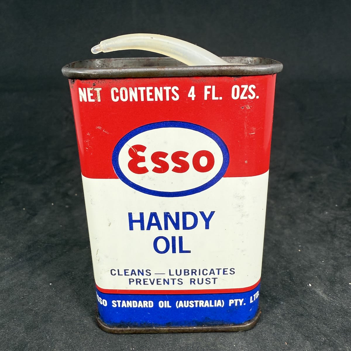 Household Oiler. Oil Tin. Esso Handy Oil. Drip Man on side. Esso Standard OIl (Australia) Pty. Ltd.