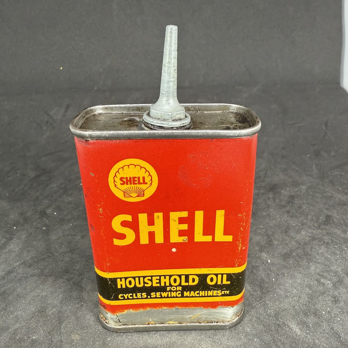 Household Oiler. Oil Tin. Shell Household Oil. For Cycles, Sewing Machines etc. 4 oz.
