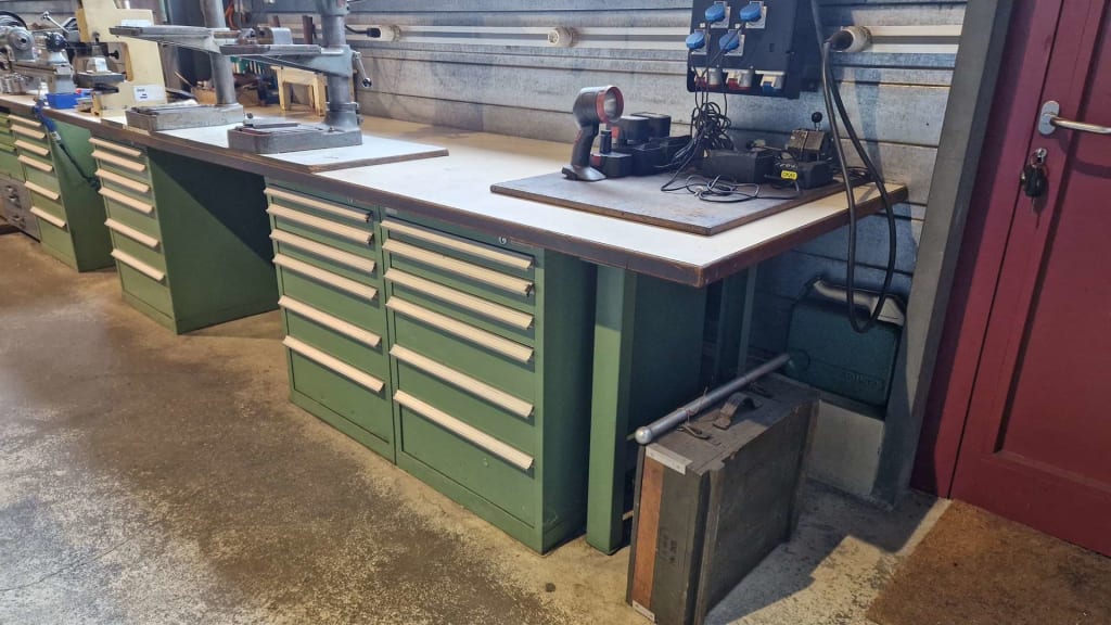 Etabli 3 layettes 3460x1000x845 mm (2).jpg