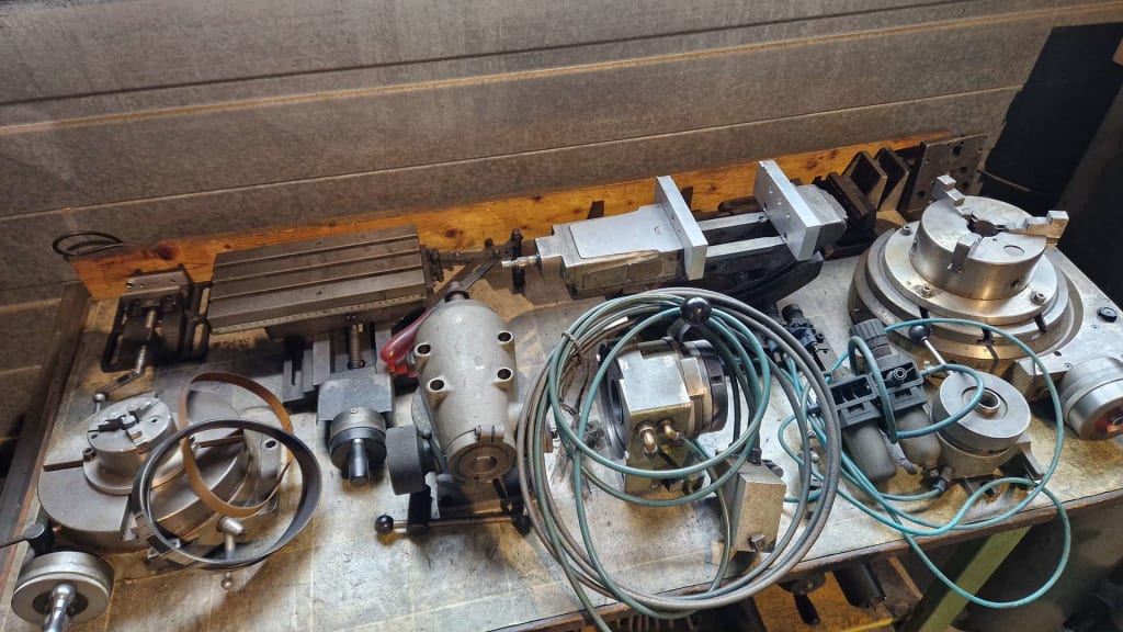 Outillage pour fraiseuse et perceuse (1).jpg