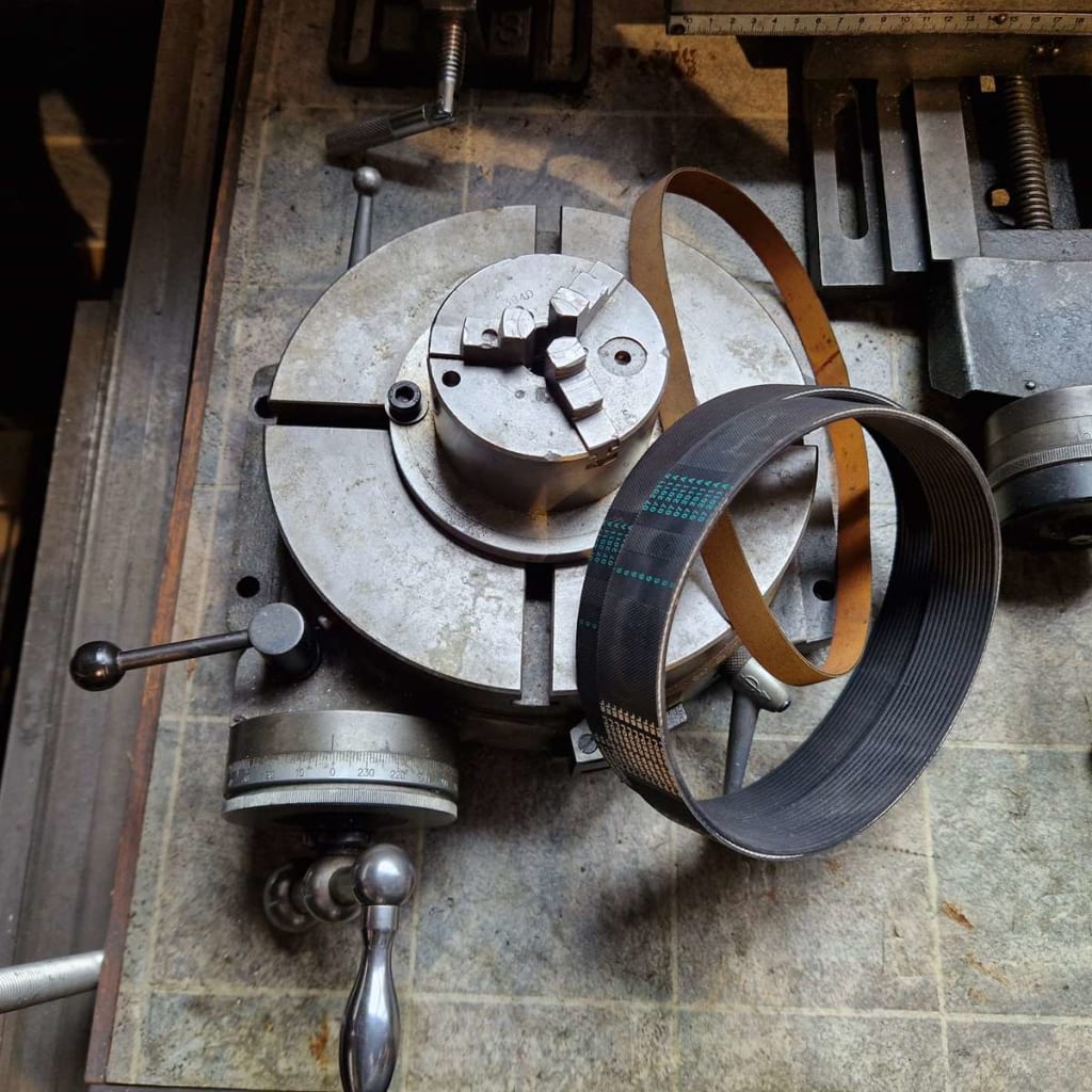 Outillage pour fraiseuse et perceuse (2).jpg