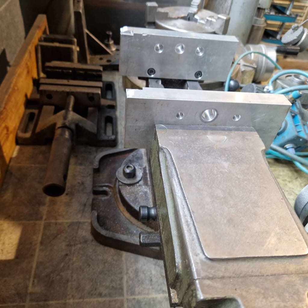 Outillage pour fraiseuse et perceuse (12).jpg