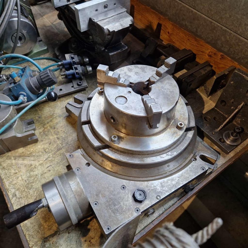 Outillage pour fraiseuse et perceuse (15).jpg