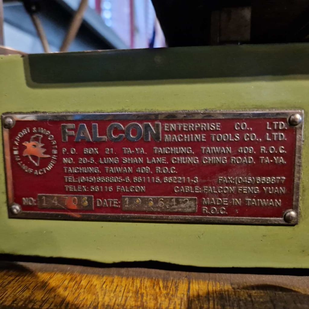 Rectifieuse plane avec outillages (14).jpg