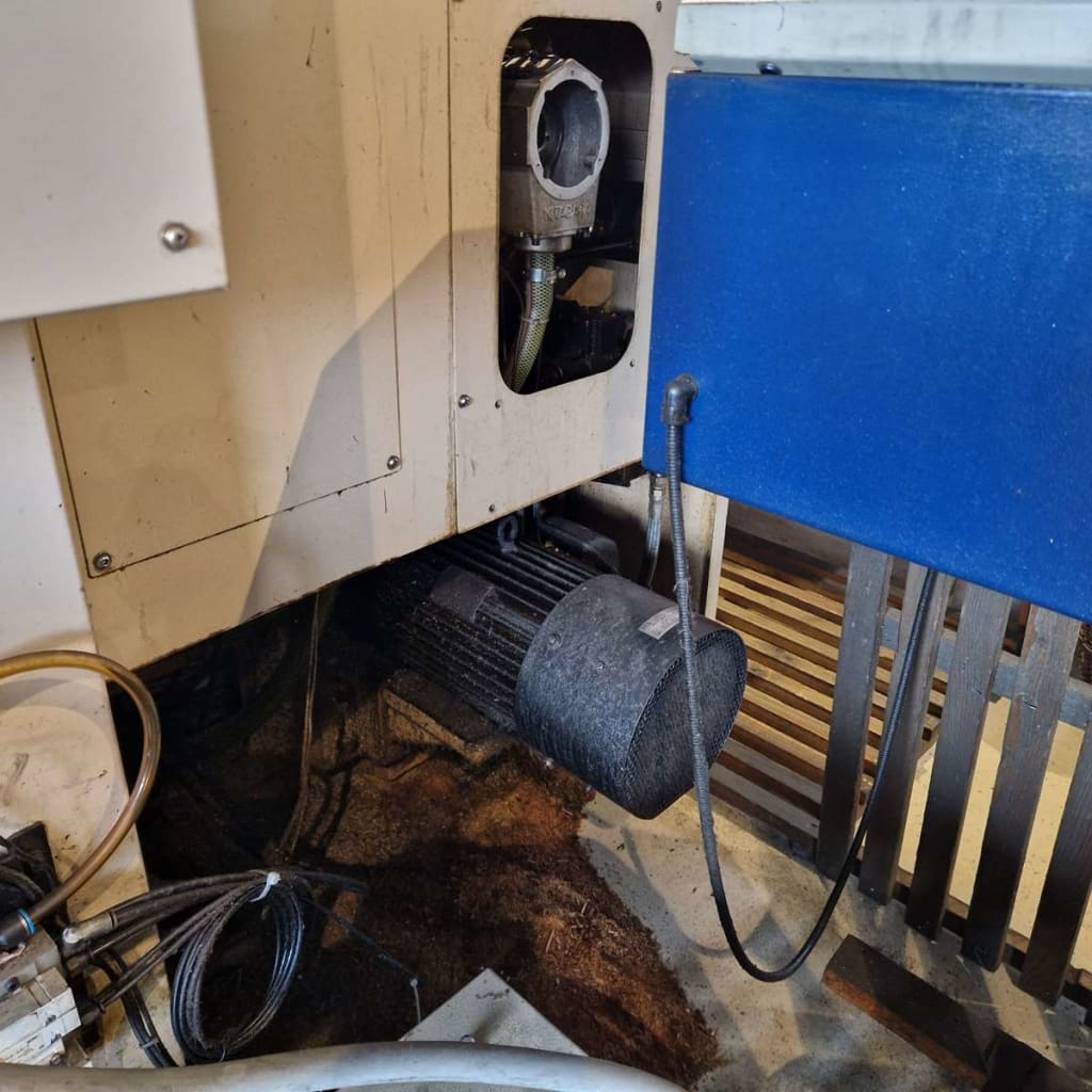 Décolleteuse MYANO BND 34 S 3 (10).jpg