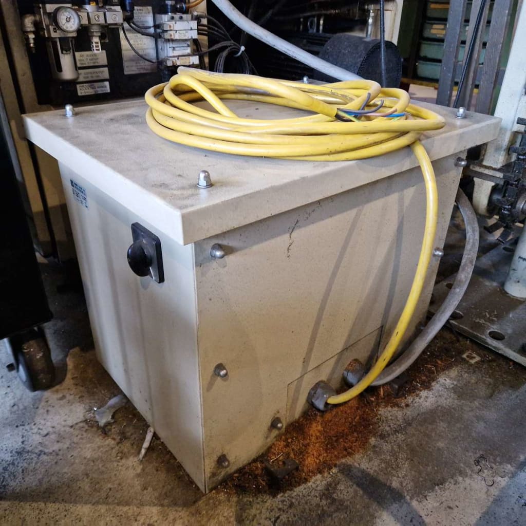 Décolleteuse MYANO BND 34 S 3 (11).jpg