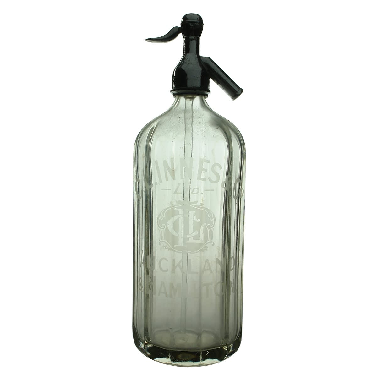 Syphon. C. L. Innes & Co Ltd, Auckland & Hamilton. Panelled. Clear. 40 oz. (New Zealand)