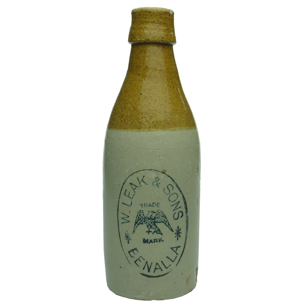 Ginger Beer. W. Leak & Sons, Benalla. Eagle. Bendigo Pottery. (Victoria)