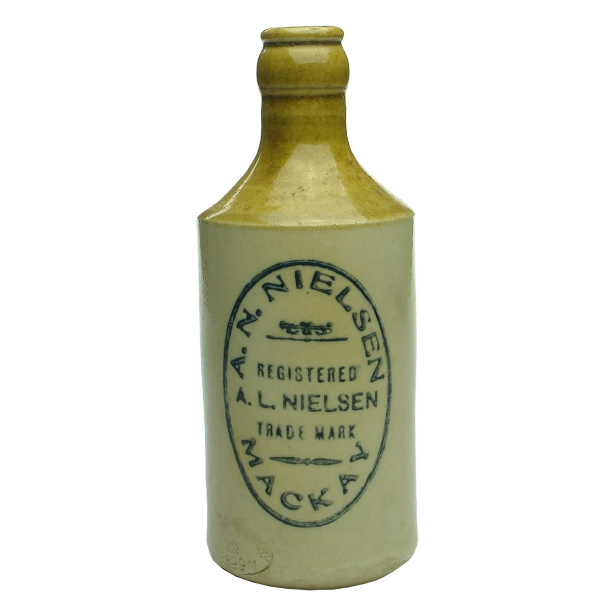 Ginger Beer. A. N. Nielsen, A. L. Nielsen, Mackay. Bendigo Pottery. Tan Top. Dump. (Queensland)