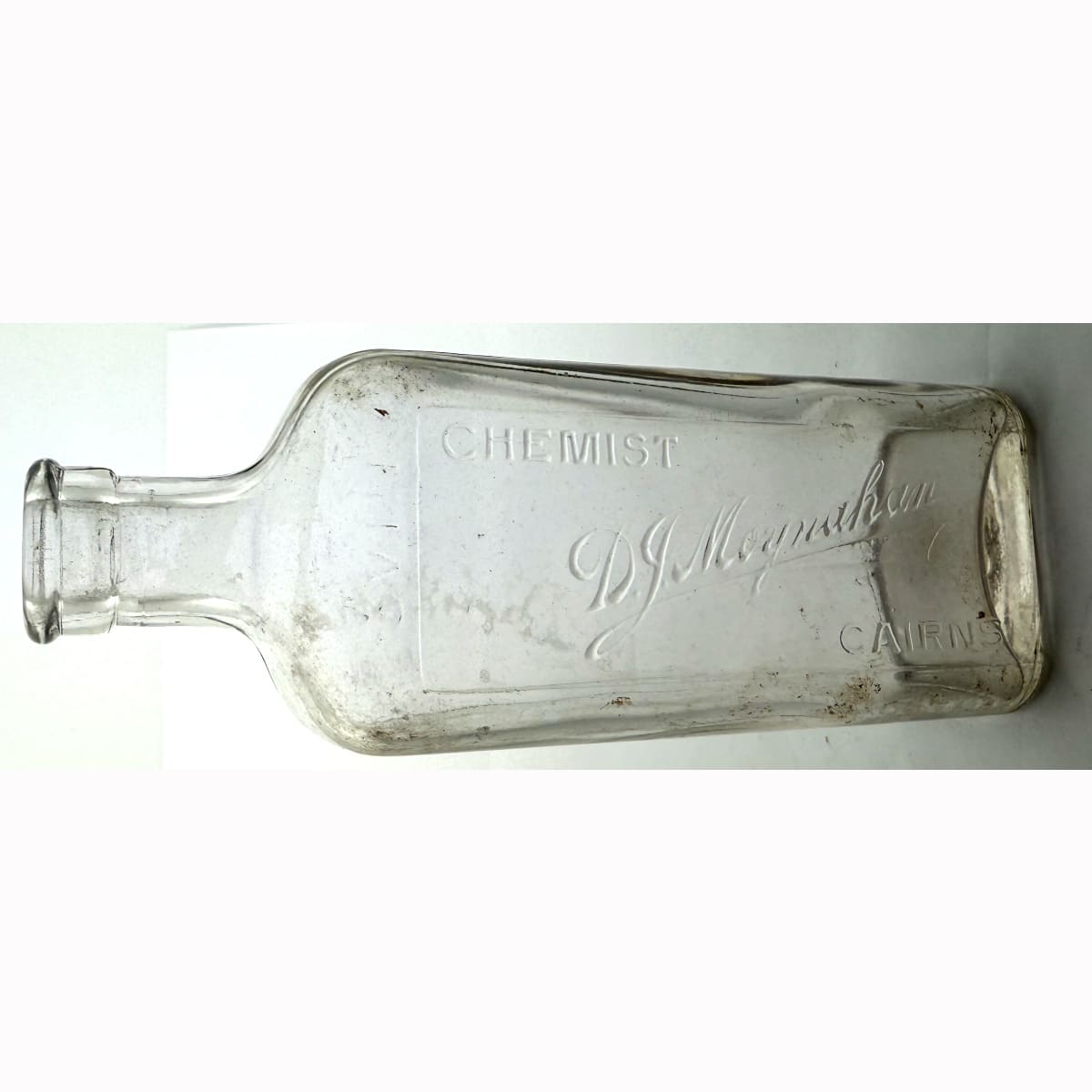 Chemist. D. J. Moynahan, Cairns. 8 oz. Clear. 167 mm. (Queensland)