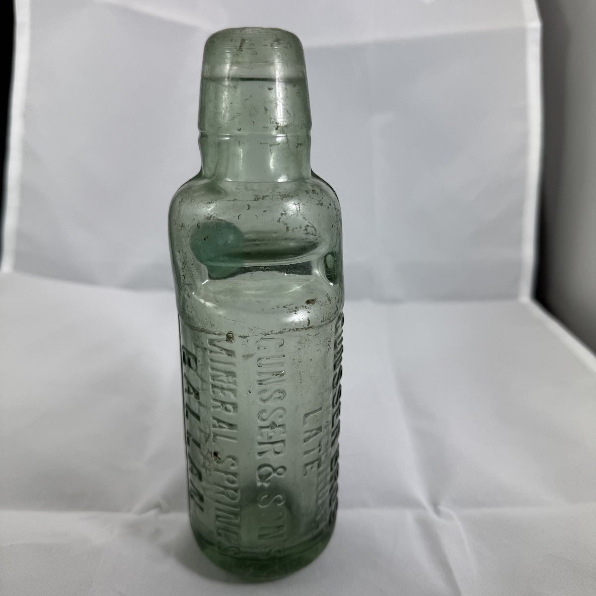 Codd. Gunsser Bros late Gunsser & Sons, Mineral Springs, Ballan. All Way Pour. 6 oz. (Victoria)
