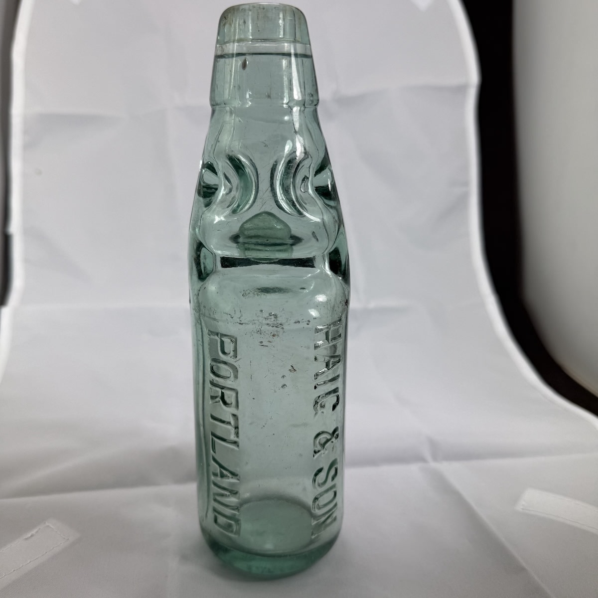 Codd. Haig & Son, Portland. Aqua. 6 oz. (Victoria)