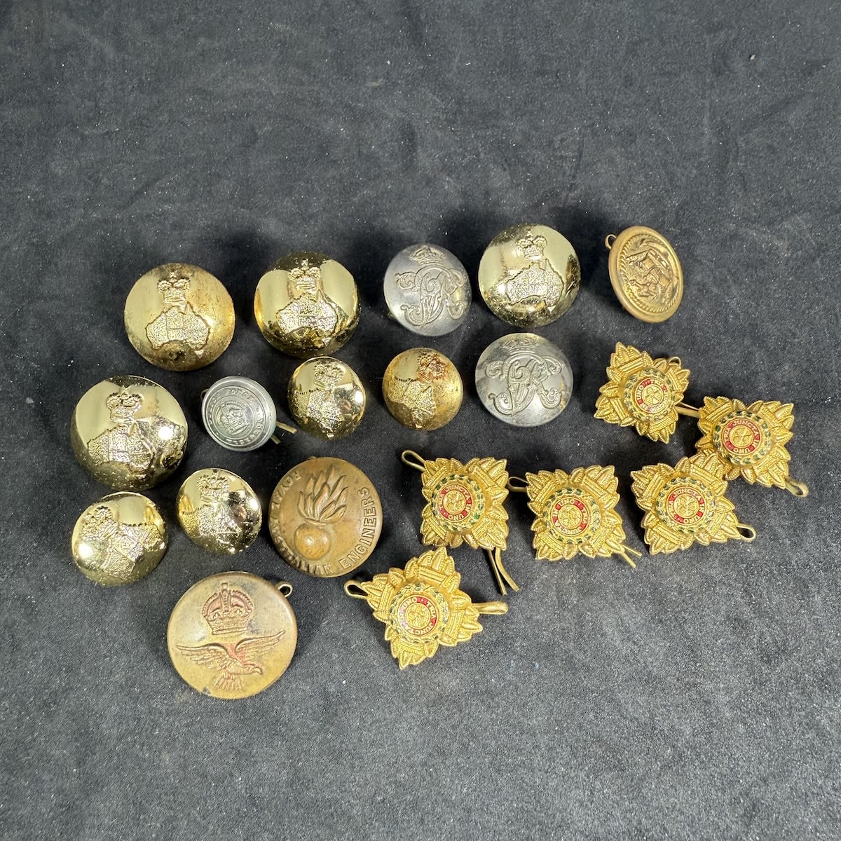 20 Buttons & Badges. Military and more.