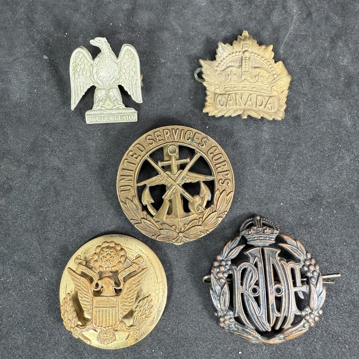 5 Military type Badges