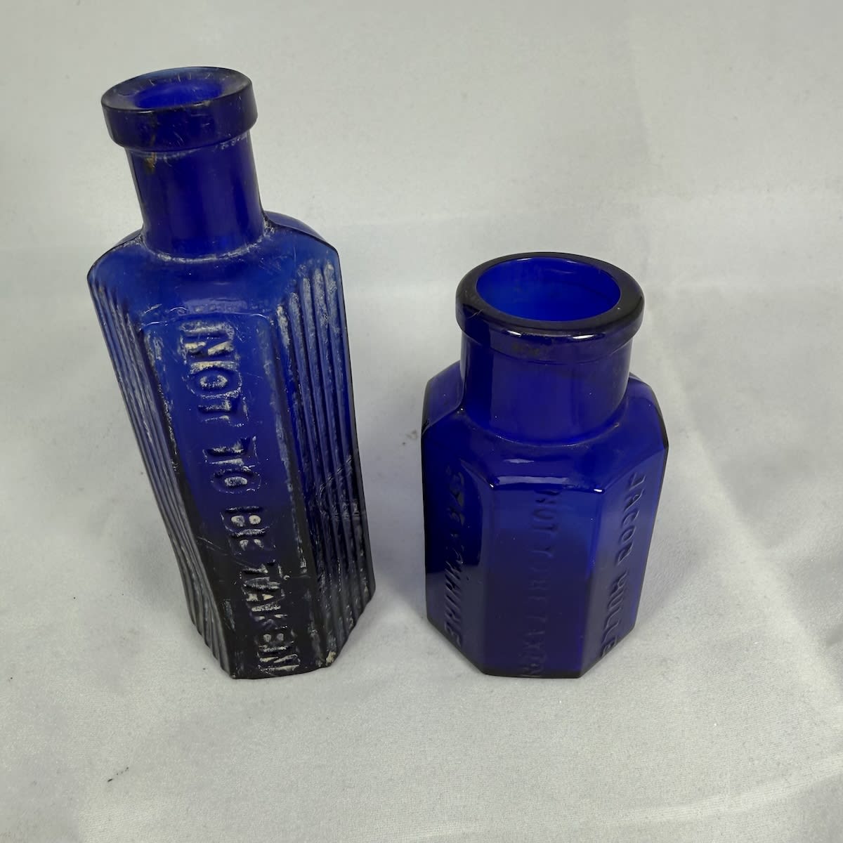 2 Poisons: Not to be taken 2 oz Hexagon 107 mm Jacob Hulle Strychnine. 72 mm.