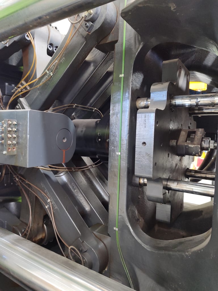 13_fef131a6-3a7d-4de3-9df2-989e676de8fd