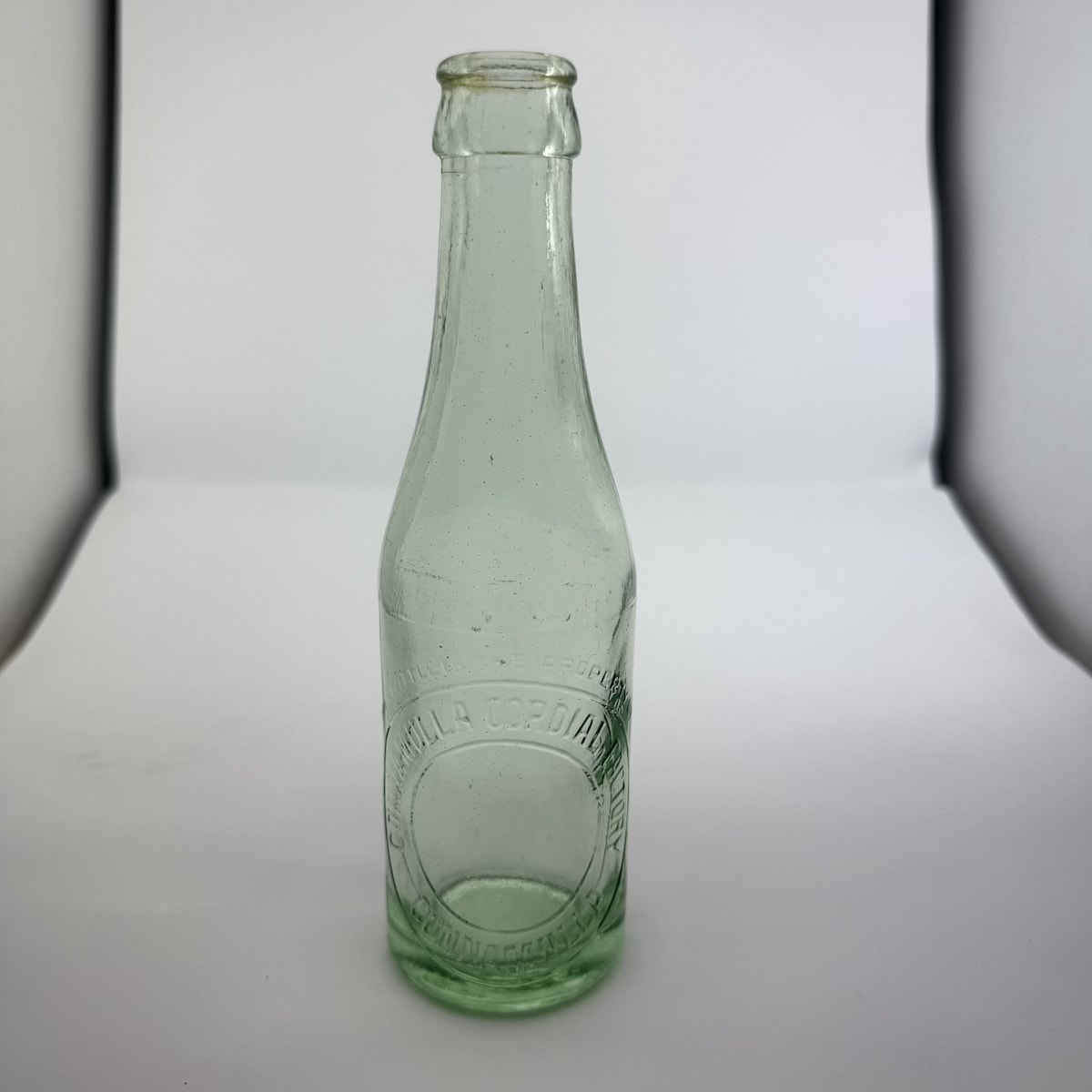 Crown Seal. Cunnamulla Cordial Factory. Aqua. 6 oz. (Queensland)