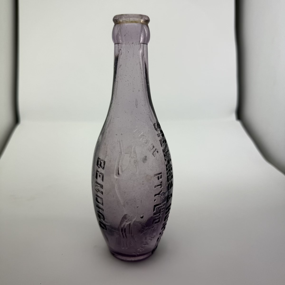 Crown Seal Skittle. Stewards & Hunters, Bendigo. Amethyst. 6 oz. (Victoria)