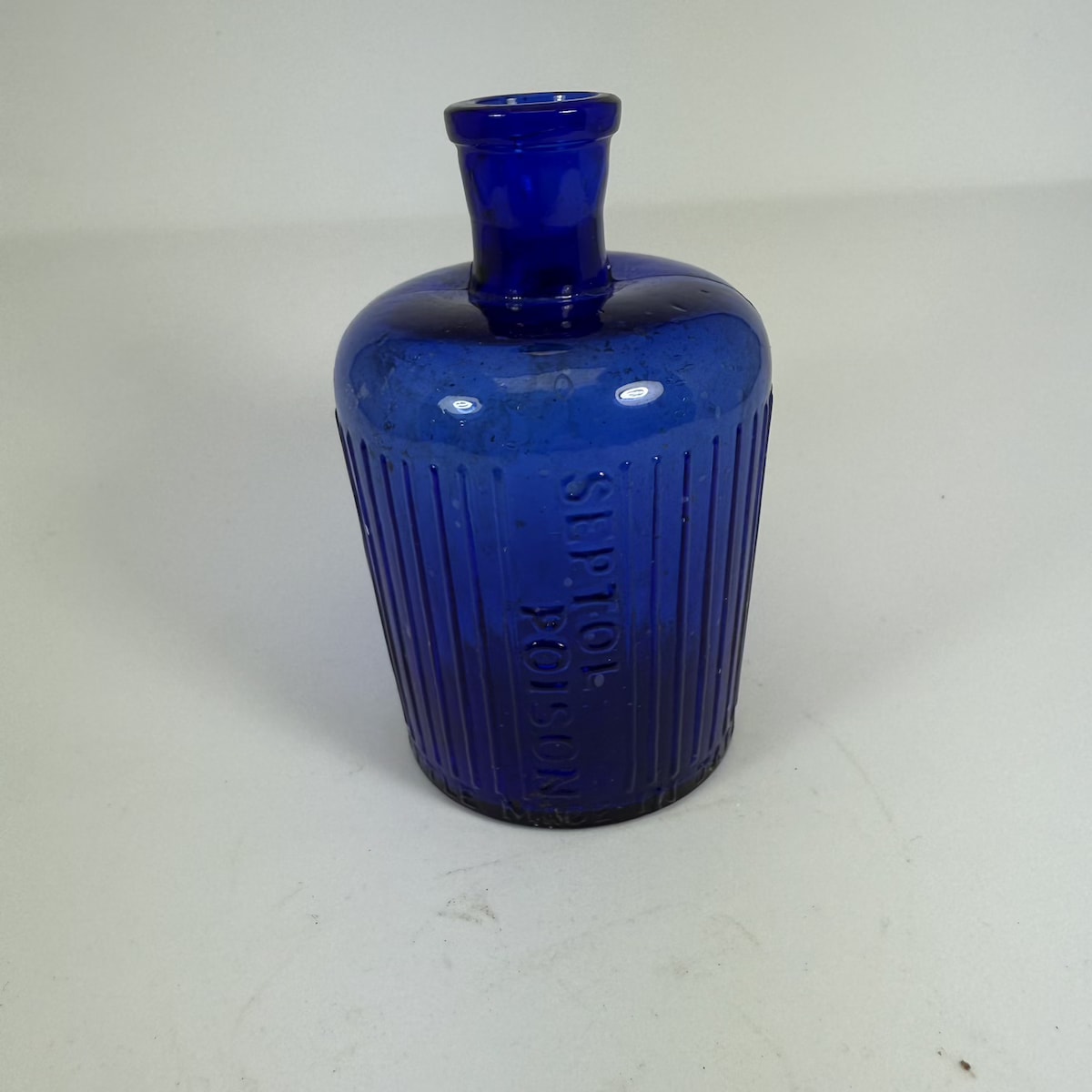 Lysol type Jug Poison. Septol. Cobalt. 4 oz. Bottle Made in Japan. Australian poison.