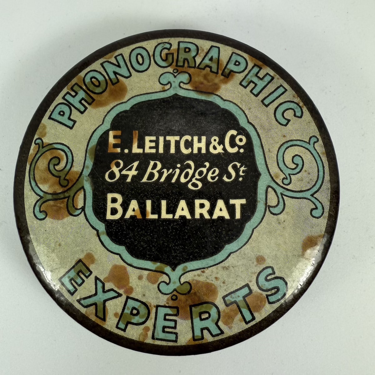 Record Cleaner. Phonographic Experts. E. Leitch & Co, 84 Bridge St., Ballarat. (Victoria)