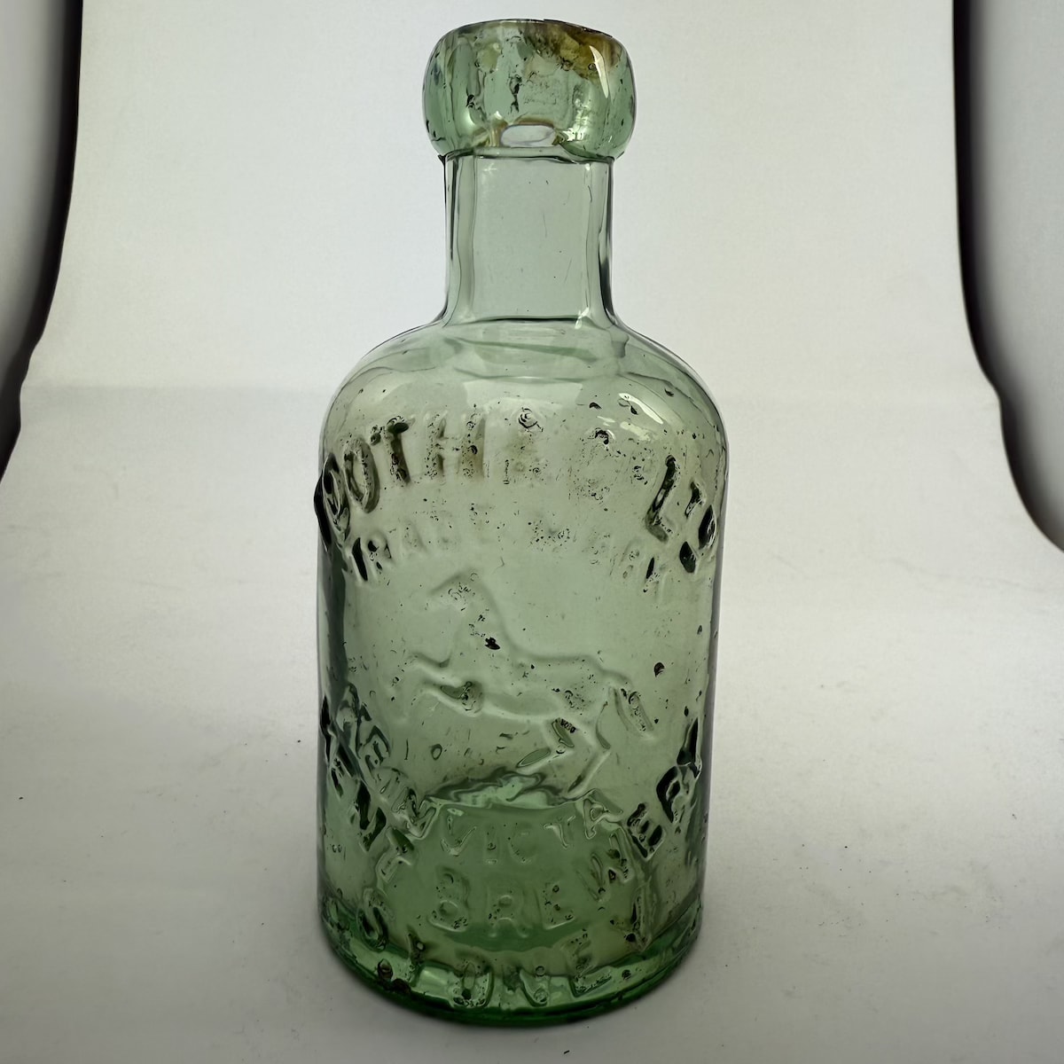 Split size Dump blob top soda. Tooth & Co Ltd, Invicta, Kent Brewery, Sydney. Aqua. 5 oz. (New South Wales)