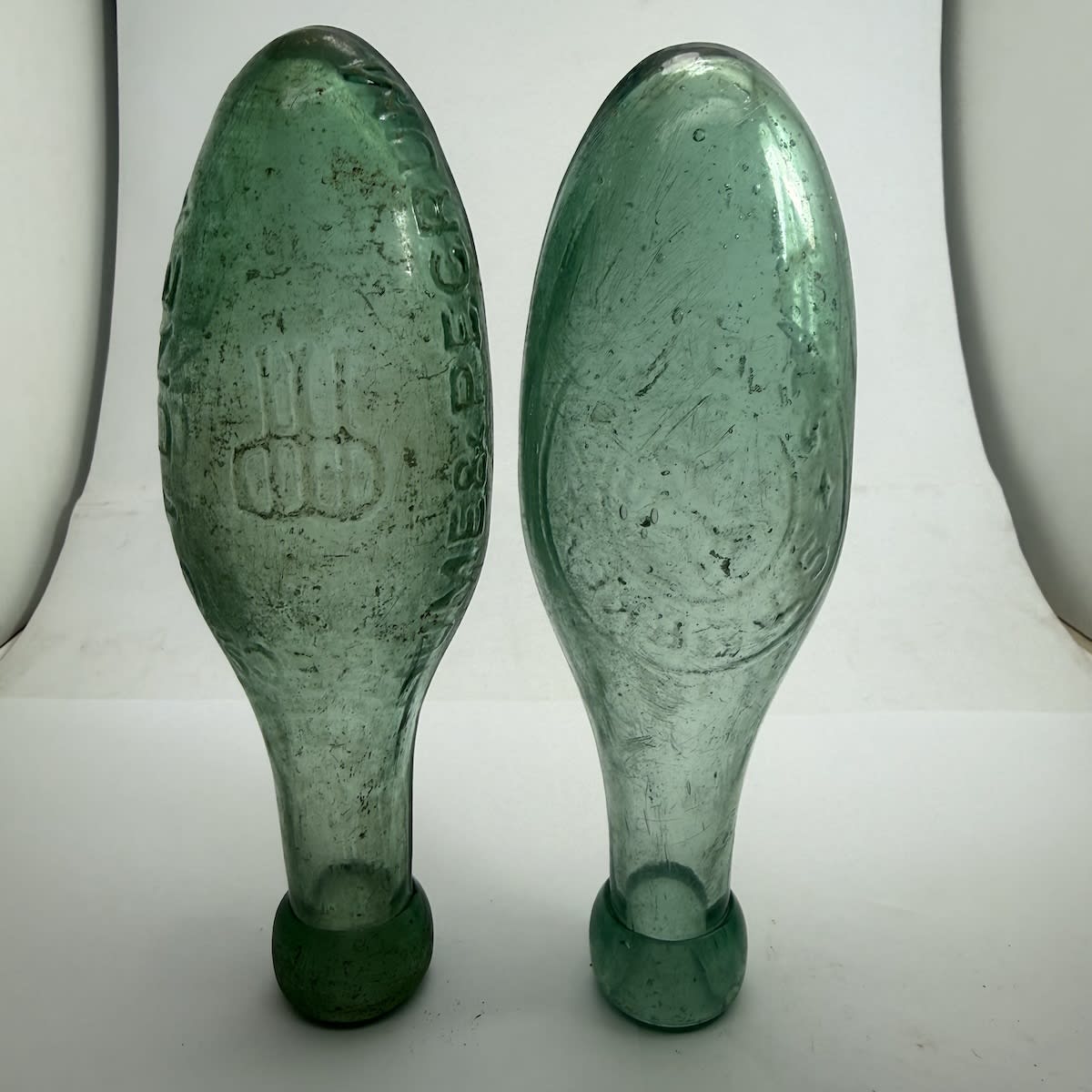 2 Small Torpedos: Hume & Pegrum, Mineral Waters, Sydney; Starkey, Sydney, Star & Key. (New South Wales)