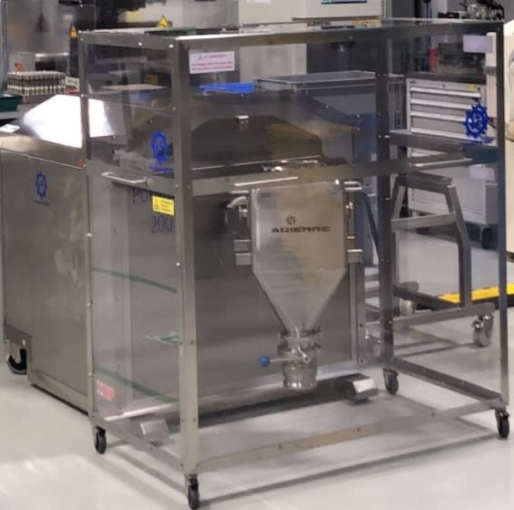 0_1Mobile blender with bin and trolley.jpg