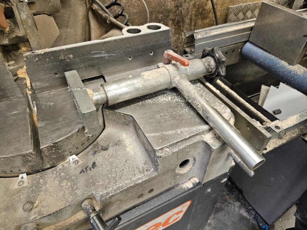 TRONCONNEUSE ALU ELUMATEC DIAMETRE 380 avec butée 1 (9).jpeg