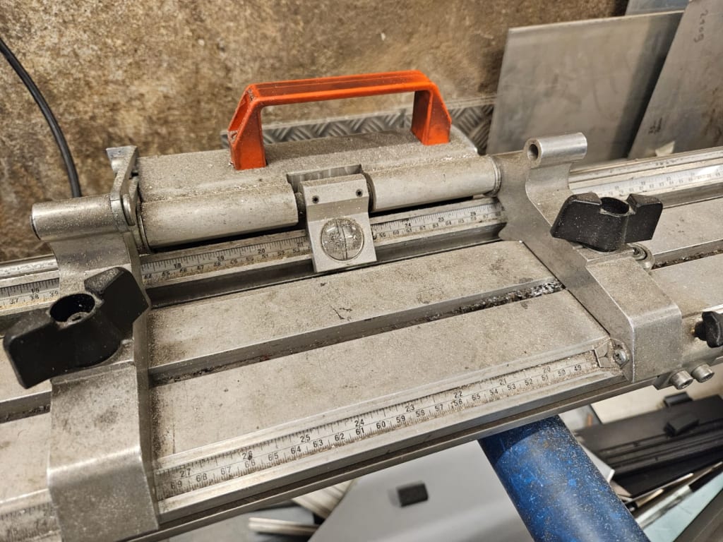 TRONCONNEUSE ALU ELUMATEC DIAMETRE 380 avec butée 1 (14).jpeg