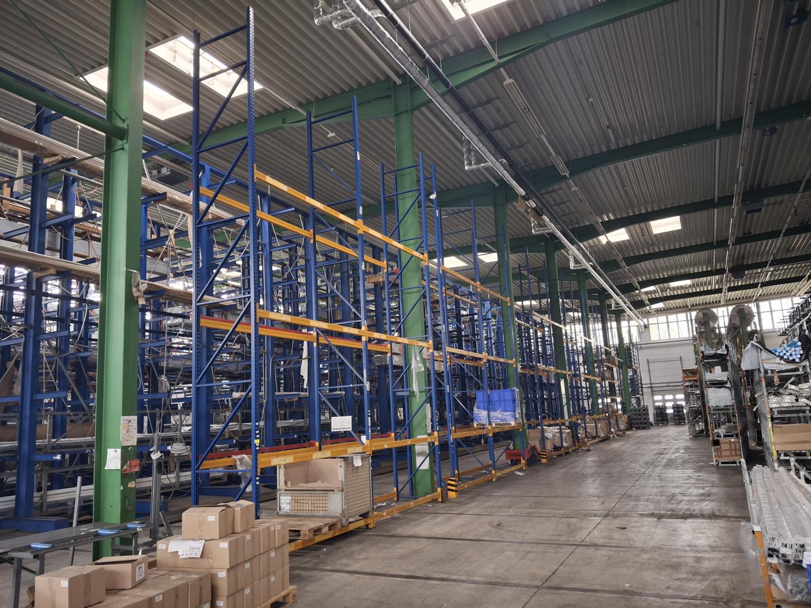 2890230_02.jpg