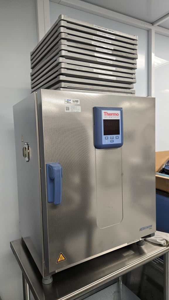 17a_Thermo Scientific HERATHERM.jpg