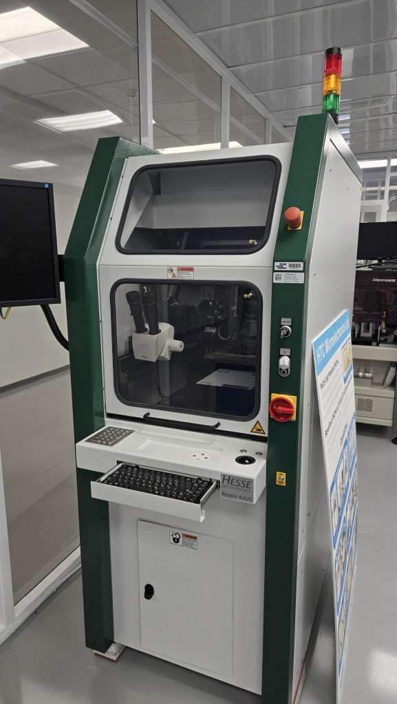 20a_Hesse mechatronics Bondjet BJ820.jpg