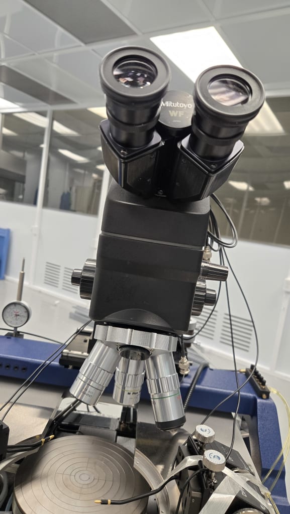 12f_Cascade Microtech PM8.jpg