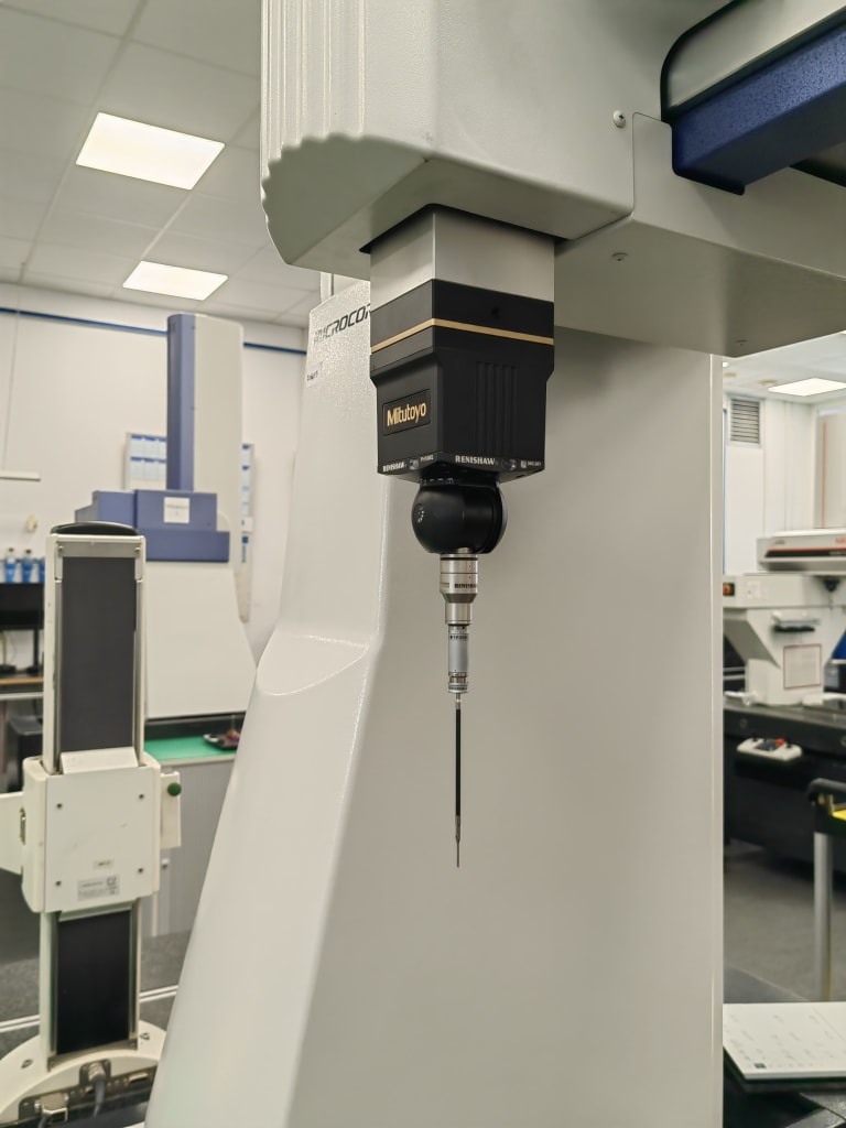mitutoyo-7-6.jpg