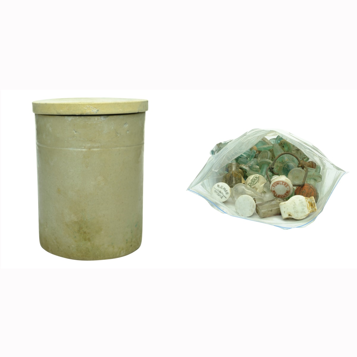 Big lot of stoppers: White Salt jar with lid full of internal thread stoppers; Bag of various bottle stoppers including Bilz Depot; Mau Broome; Rowlands etc.