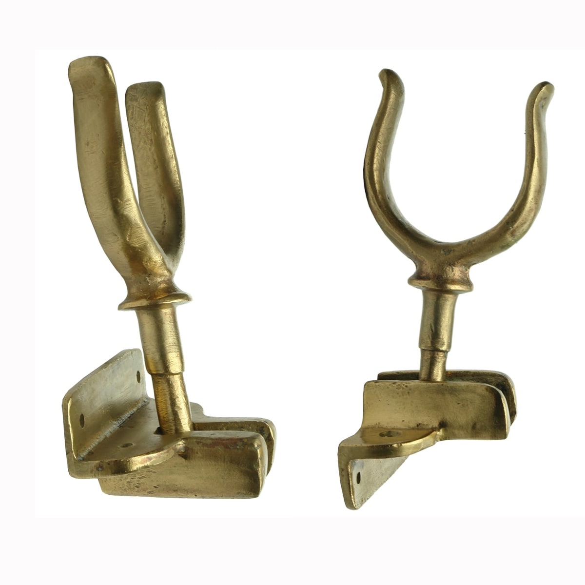 Metalware. Pair of brass boat oar rowlocks.
