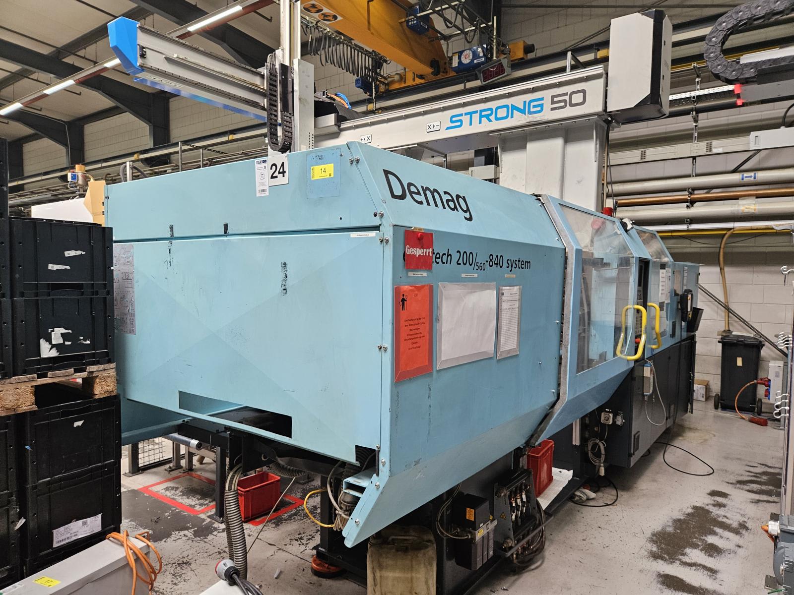 Injection molding machine Demag ergotech 200/560-840 system | 2001