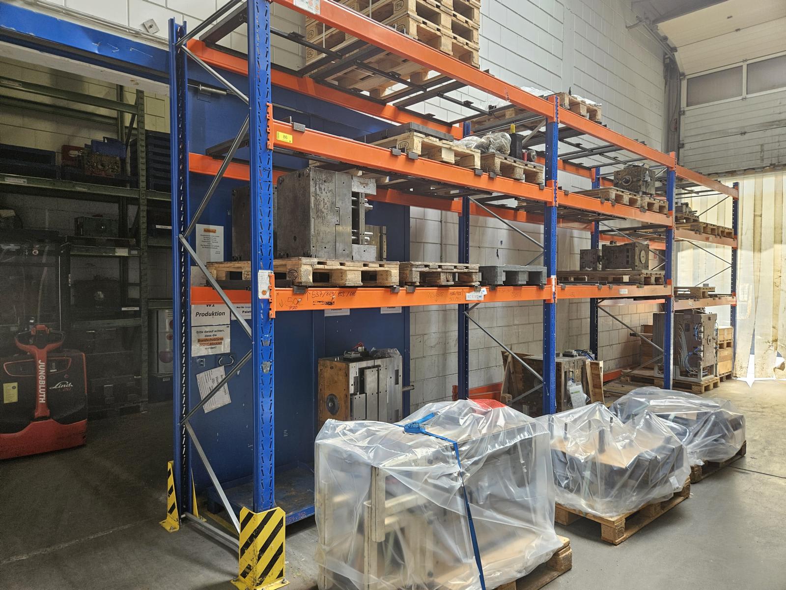 Heavy-Duty-Shelving Unit KENO | 2012