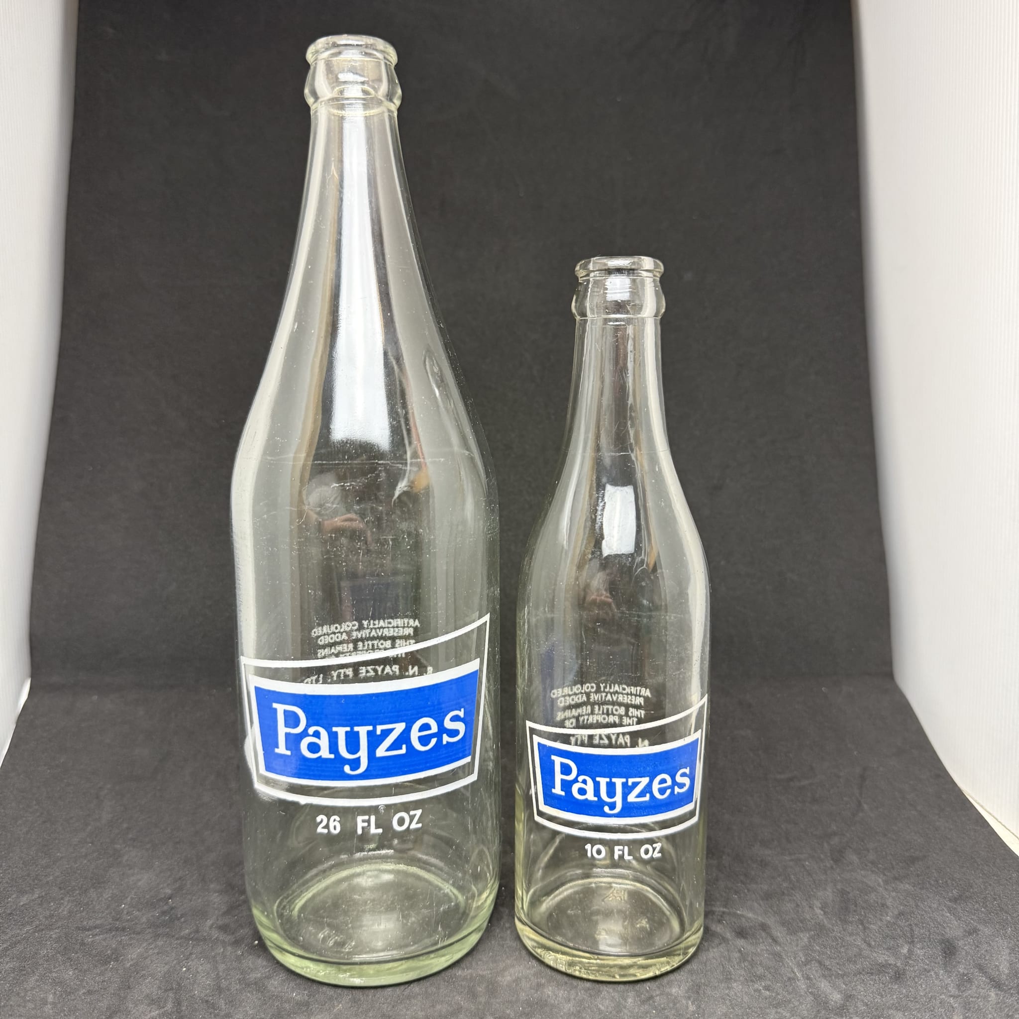 2 Ceramic Label Crown Seals. Payzes. R. N. Payze Pty Ltd. Port Lincoln. 26 oz & 10 oz. (South Australia)