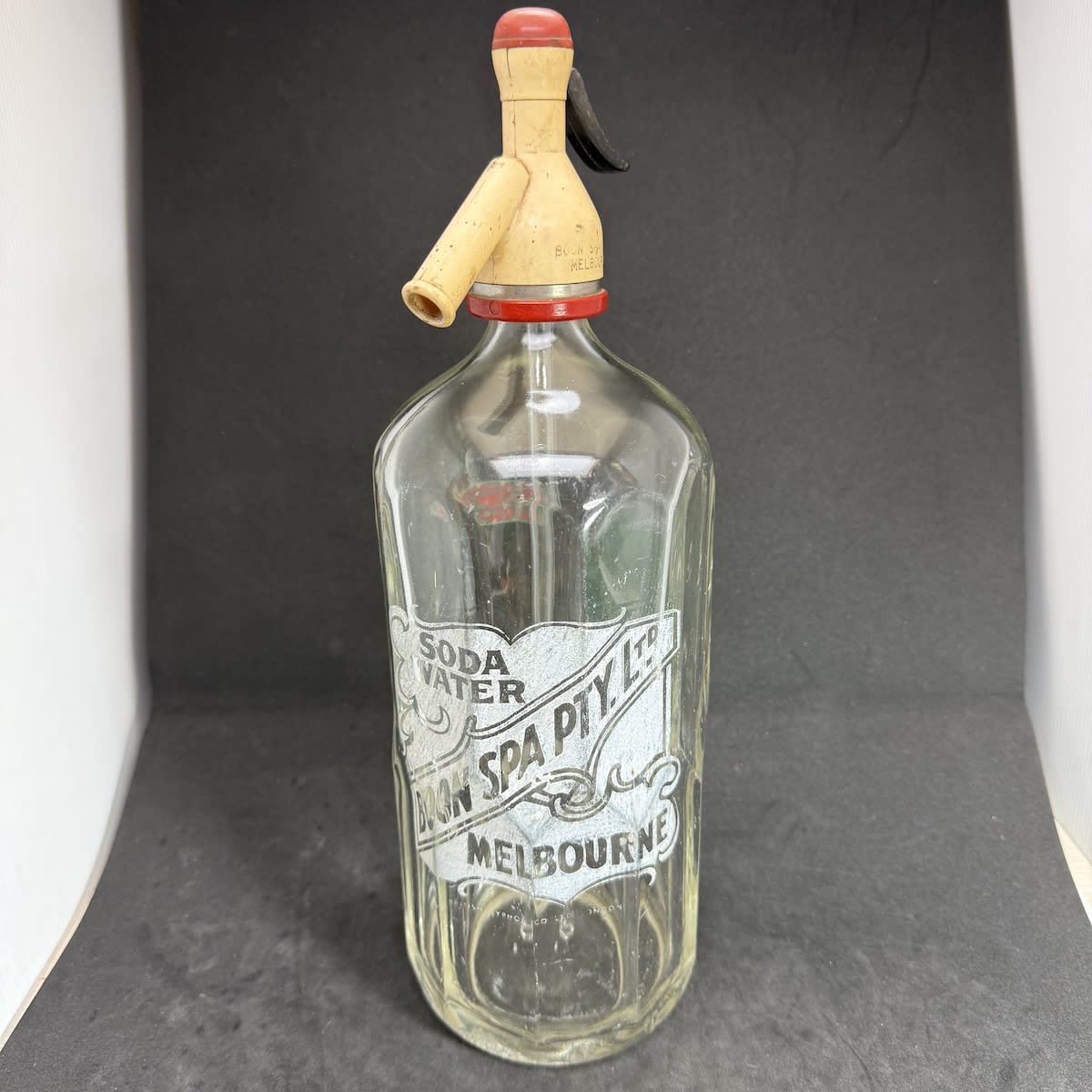 Soda Syphon. Boon Spa Pty Ltd Melbourne. Facetted. Small Tarax Pty Ltd decal on the back. 40 oz. (Victoria)