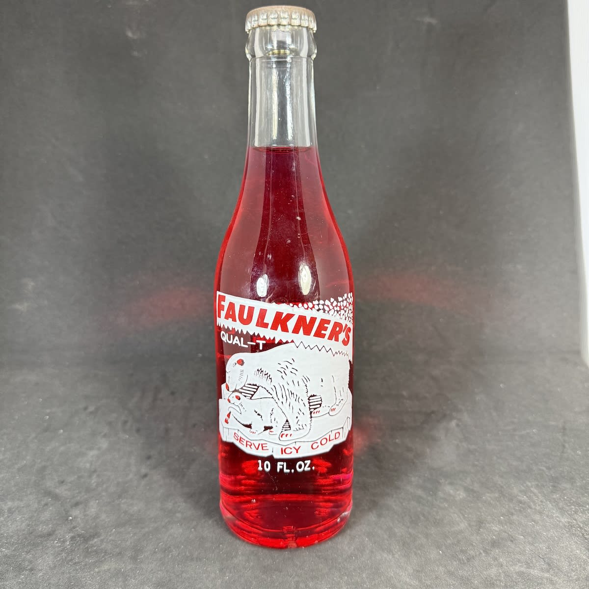 Ceramic Label Crown Seal. Faulkner's Qual-T 10 oz. S. Faulkner Pty Ltd Narrabri. Polar Bears. Red & White. Sealed with Raspberry Flavour cap. (New South Wales)