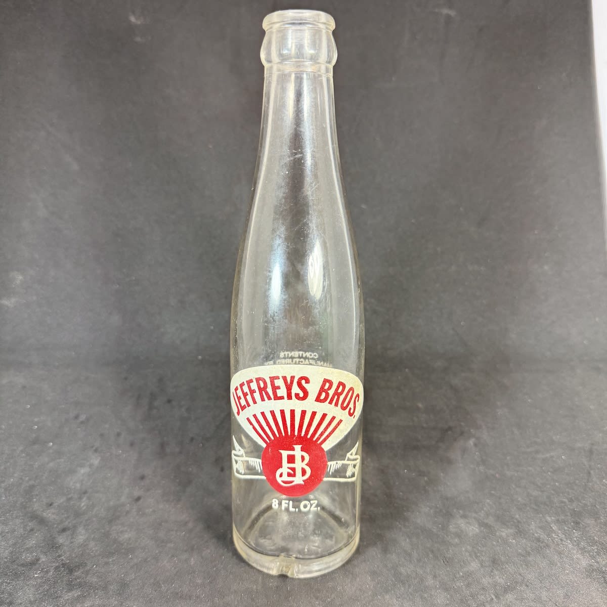 Ceramic Label Crown Seal. Jeffreys Bros, McPherson St., Casterton. 8 oz. (Victoria)