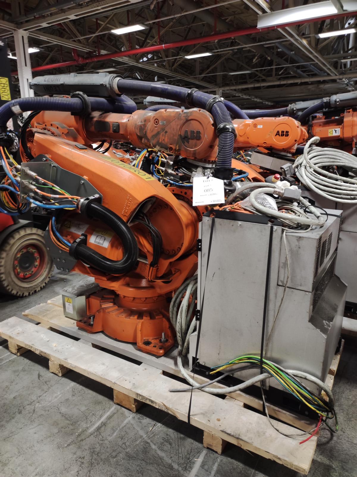 Industrial Robot ABB IRB 6640 | 2015