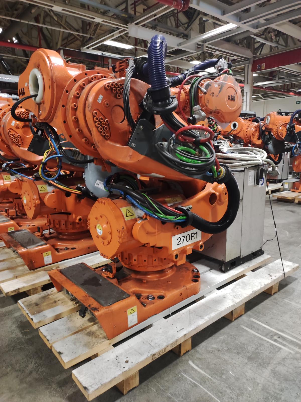 Industrial Robot ABB IRB 7600 | 2014